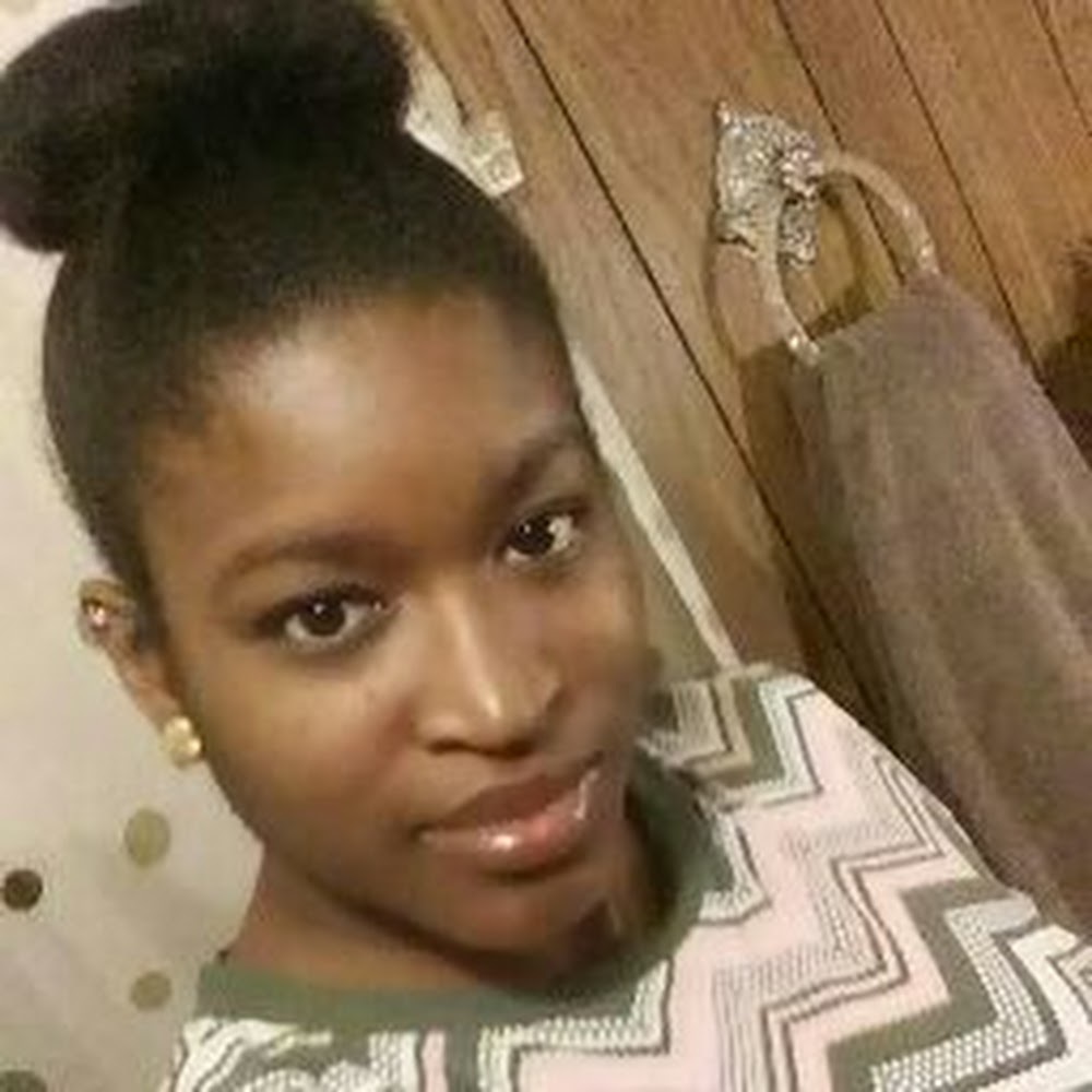 Meet your Posher, Angelica